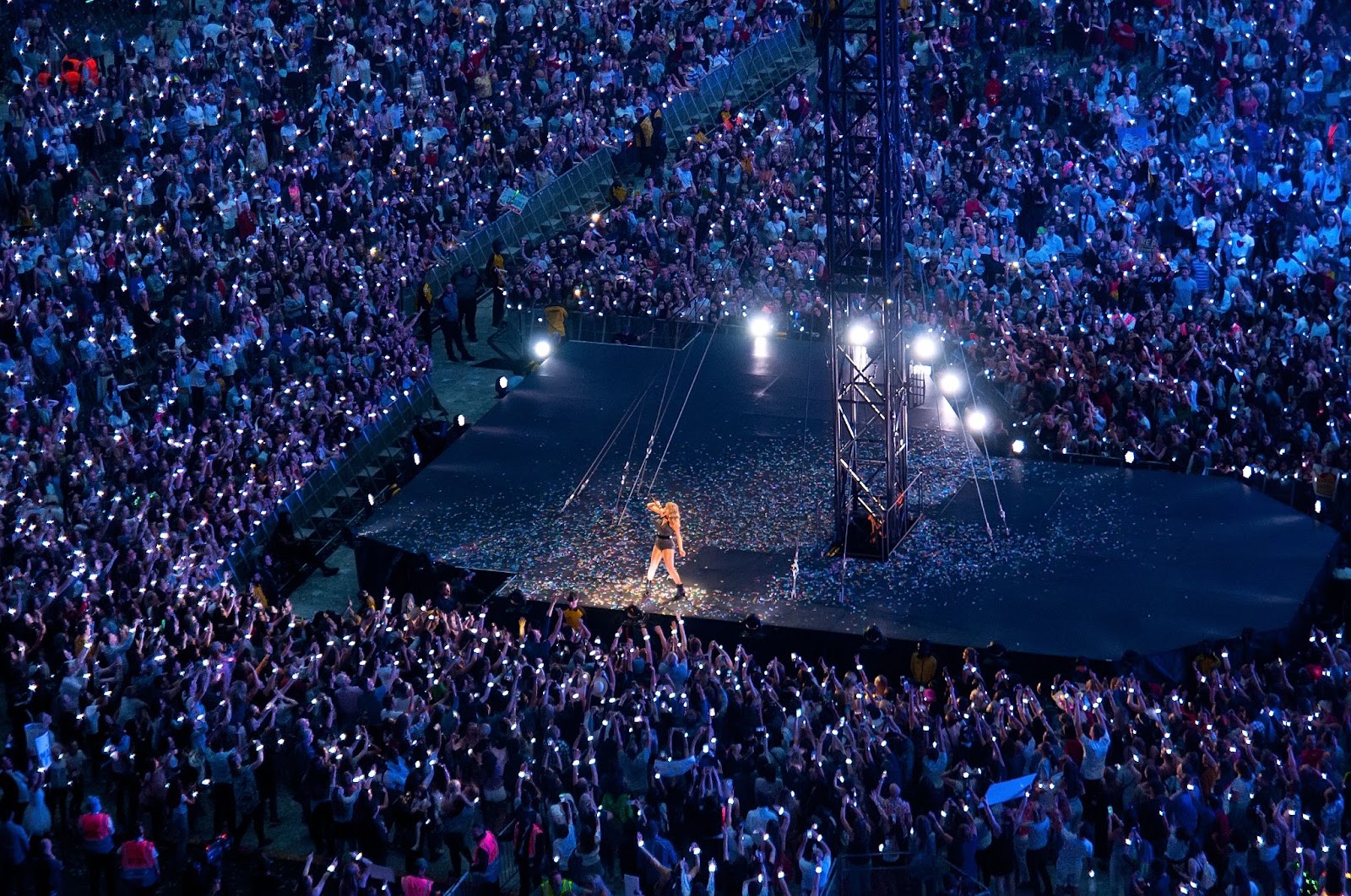 Taylor Swift tổ chức Era Tour tại Singapore